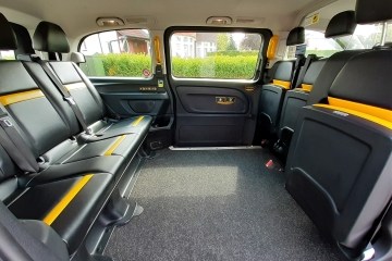 London Cab Tours - London taxi interior