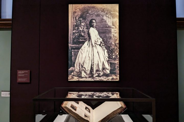 London Cab Tours - National Portrait Gallery, London Culture Vulture Tour